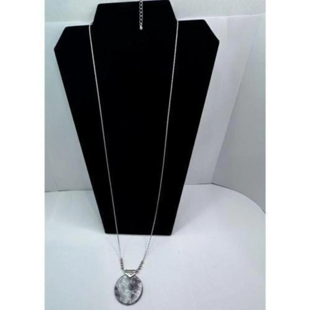 Round Pendant Necklace Fashion‎ Jewelry Silver Tone Chain Necklace